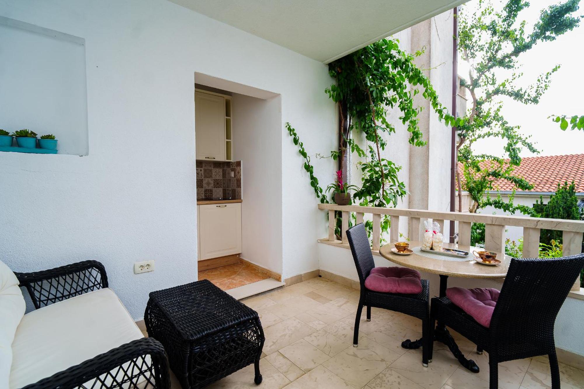 Apartments Horizont Rogoznica  Bilik gambar