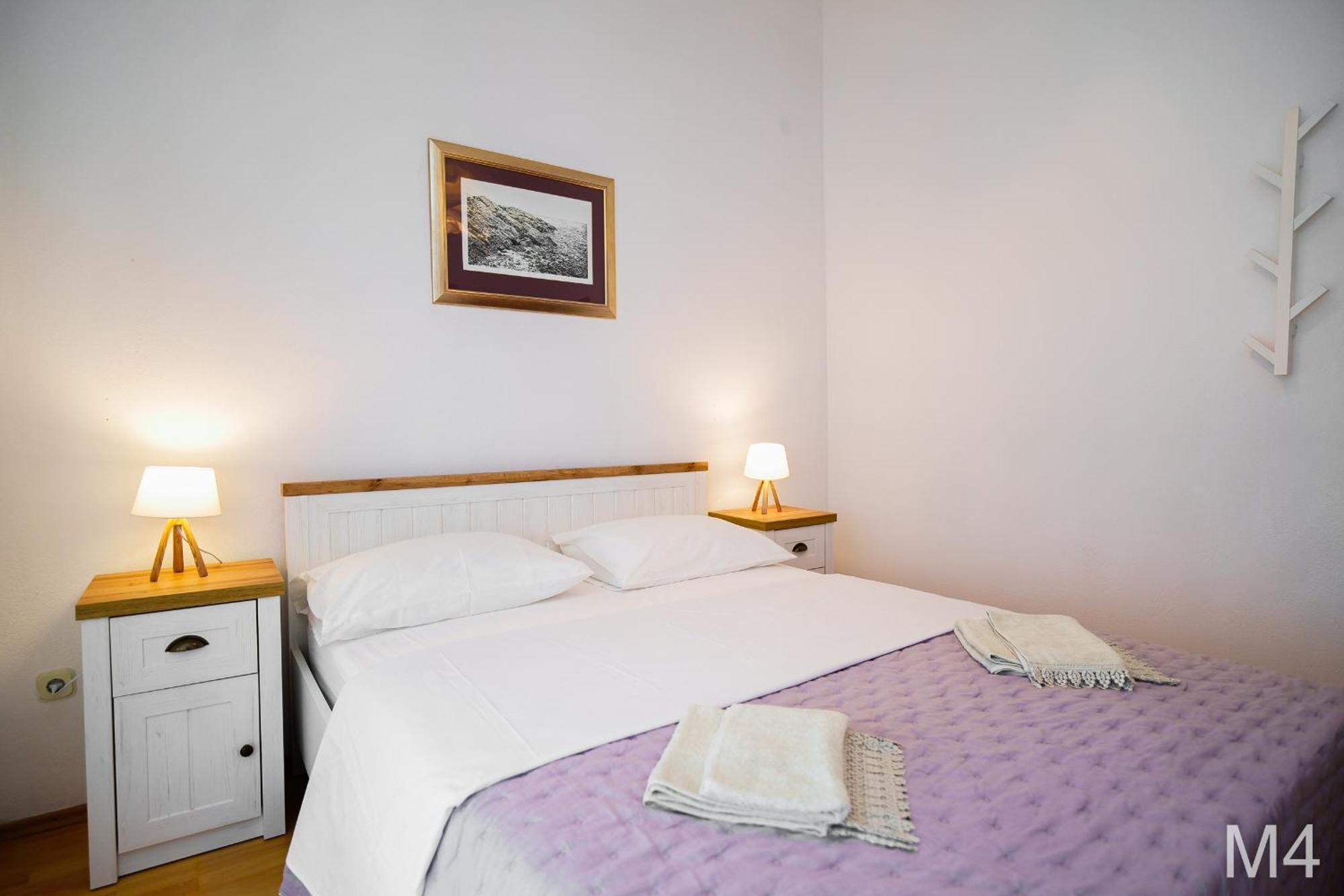 Apartments Horizont Rogoznica  Bilik gambar