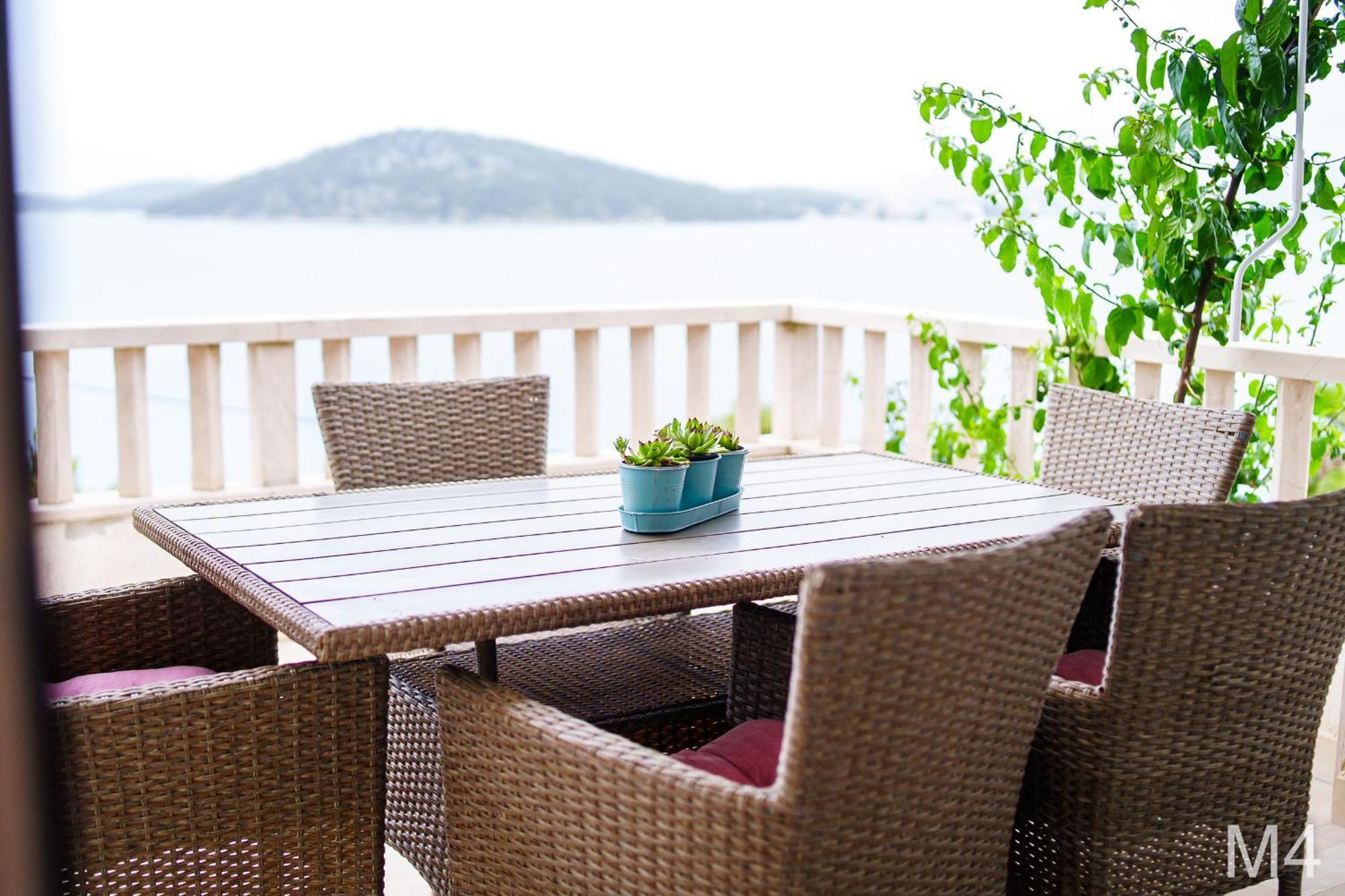 Apartments Horizont Rogoznica  Bilik gambar
