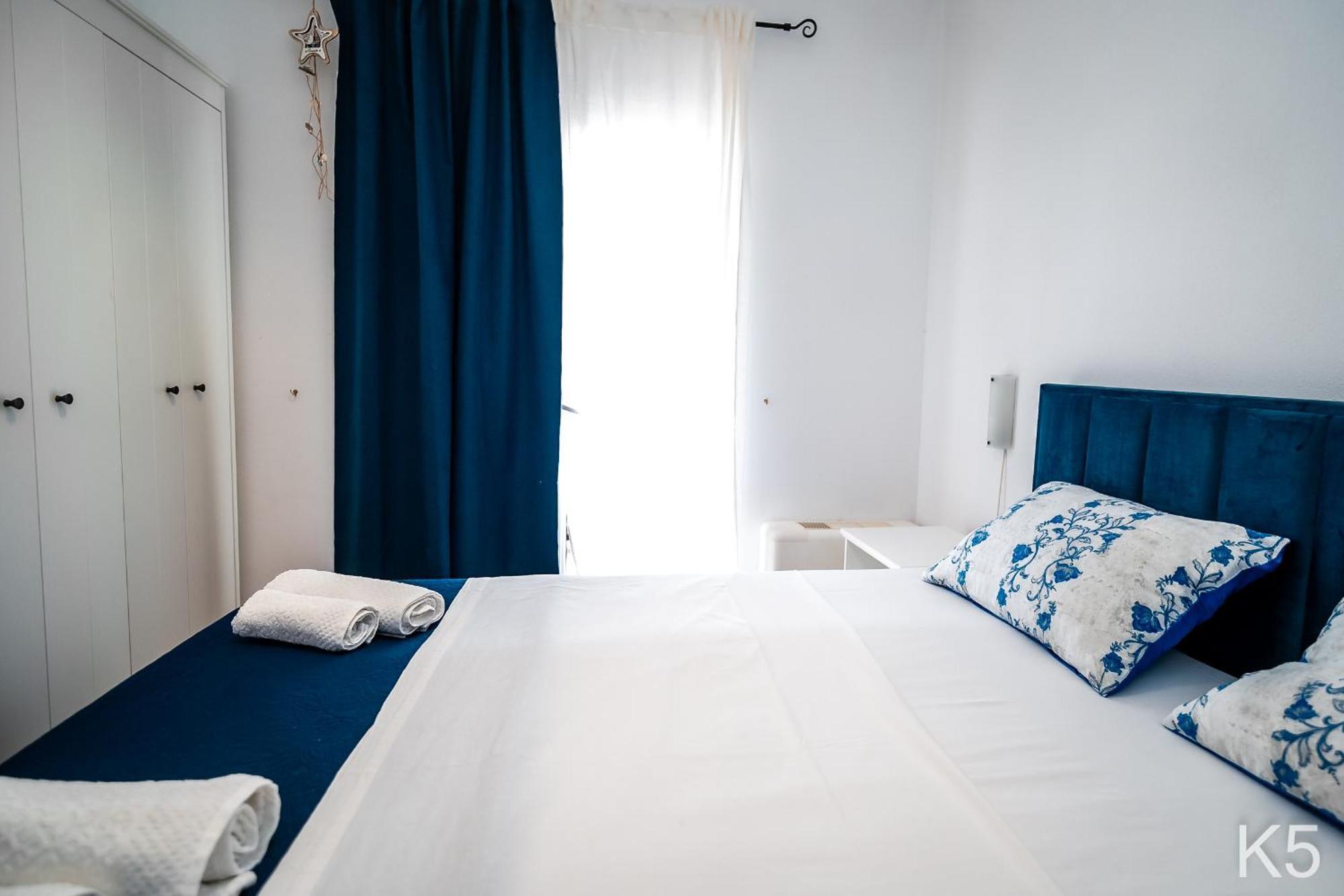 Apartments Horizont Rogoznica  Bilik gambar