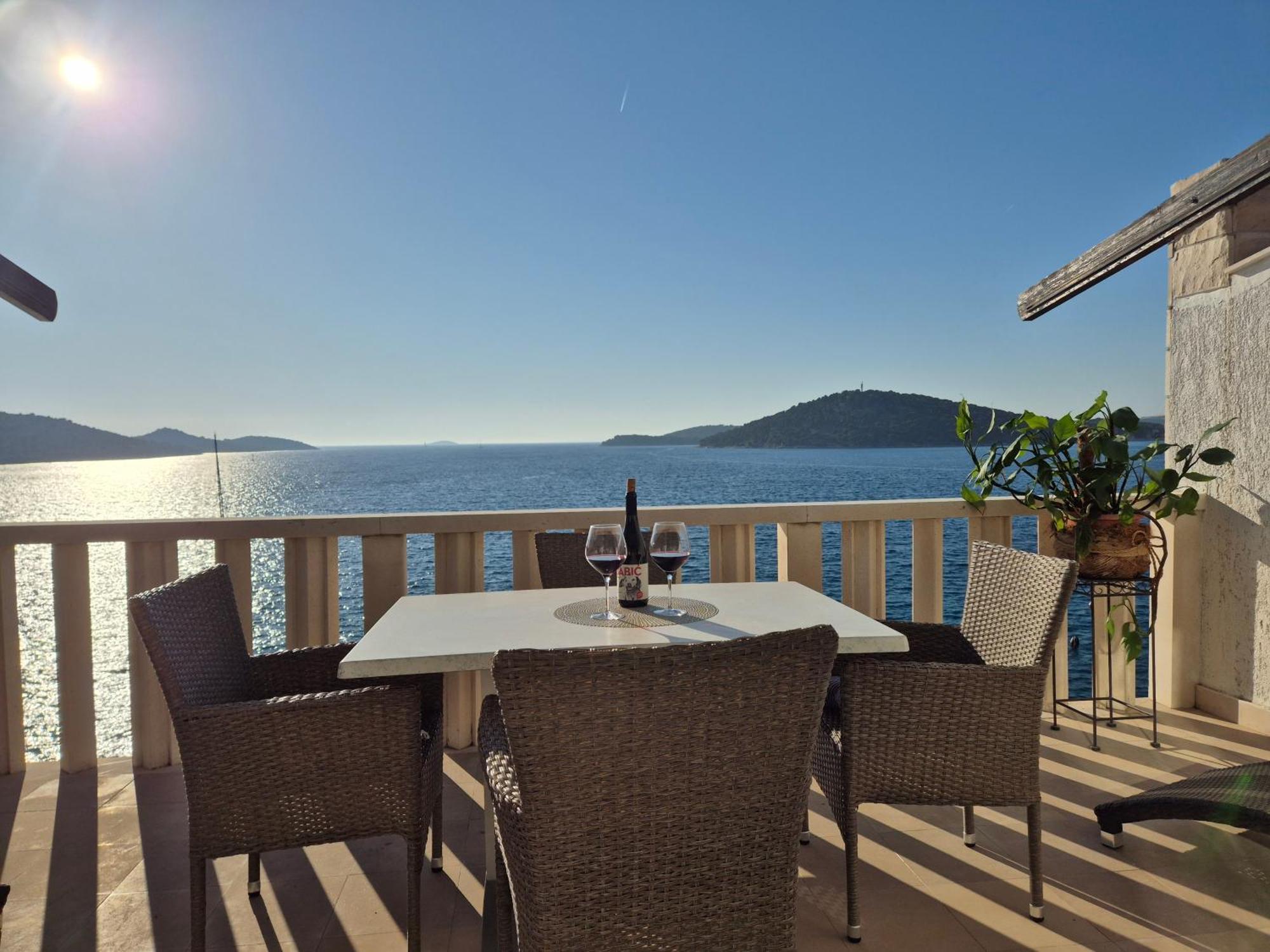 Apartments Horizont Rogoznica  Luaran gambar