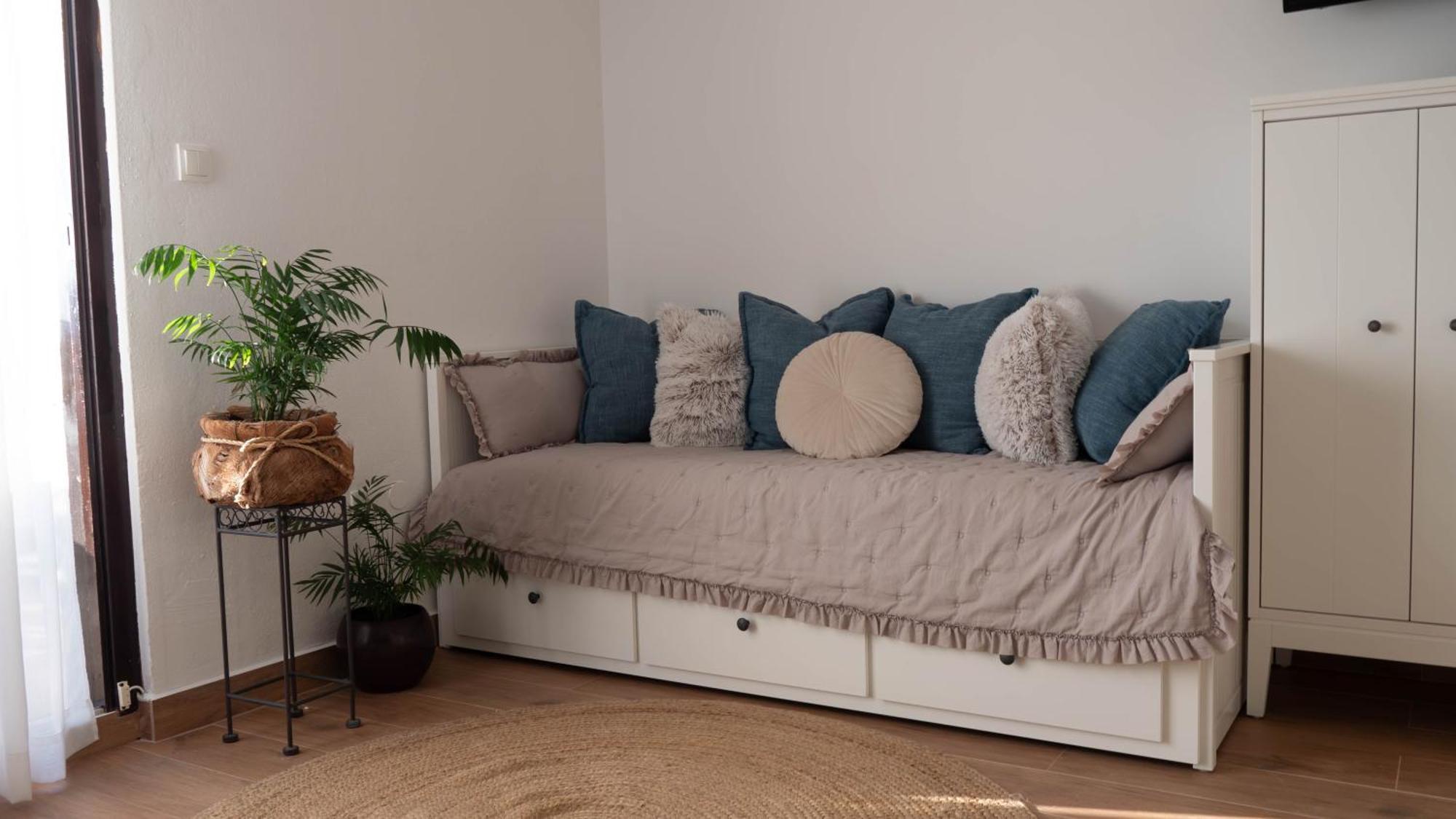 Apartments Horizont Rogoznica  Bilik gambar