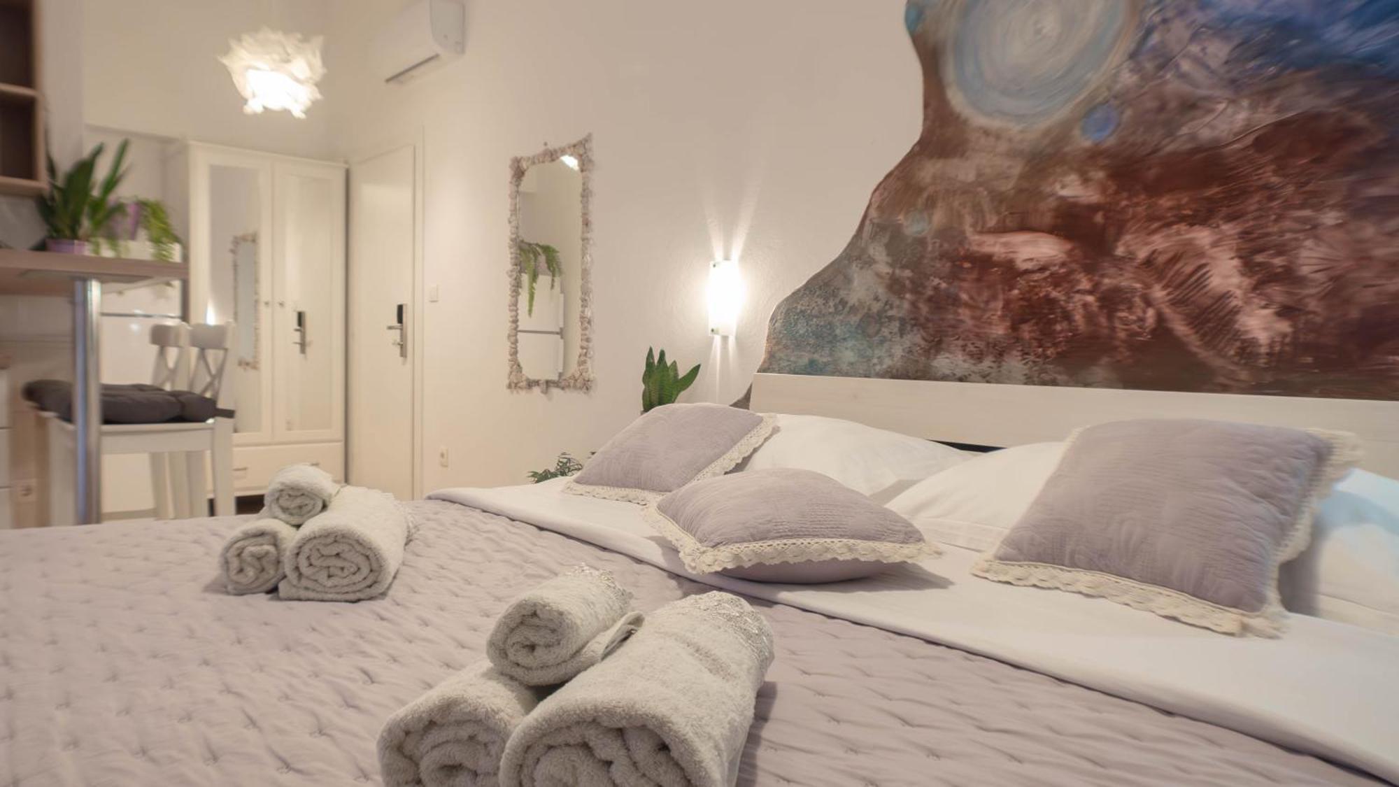 Apartments Horizont Rogoznica  Bilik gambar