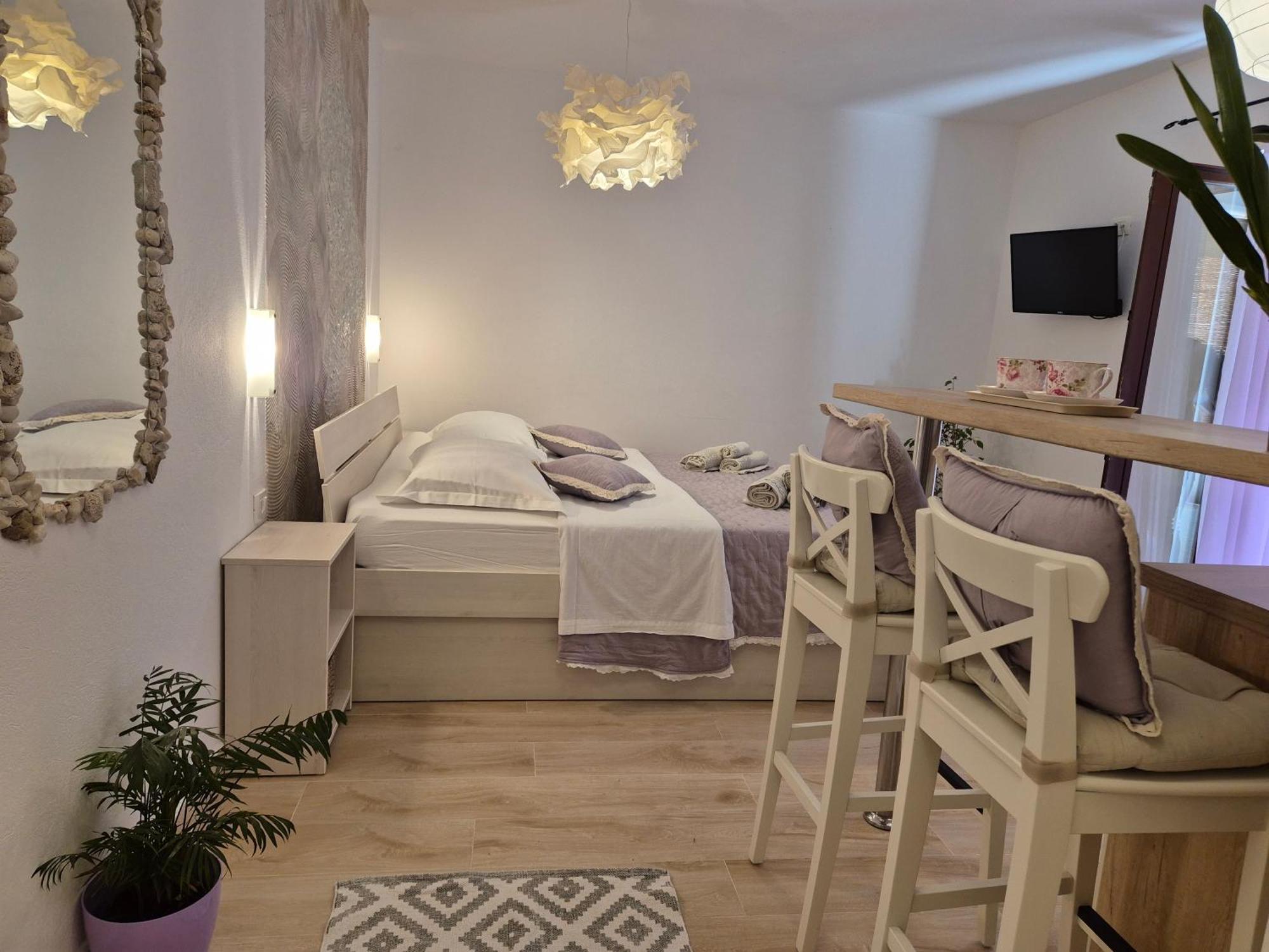 Apartments Horizont Rogoznica  Bilik gambar